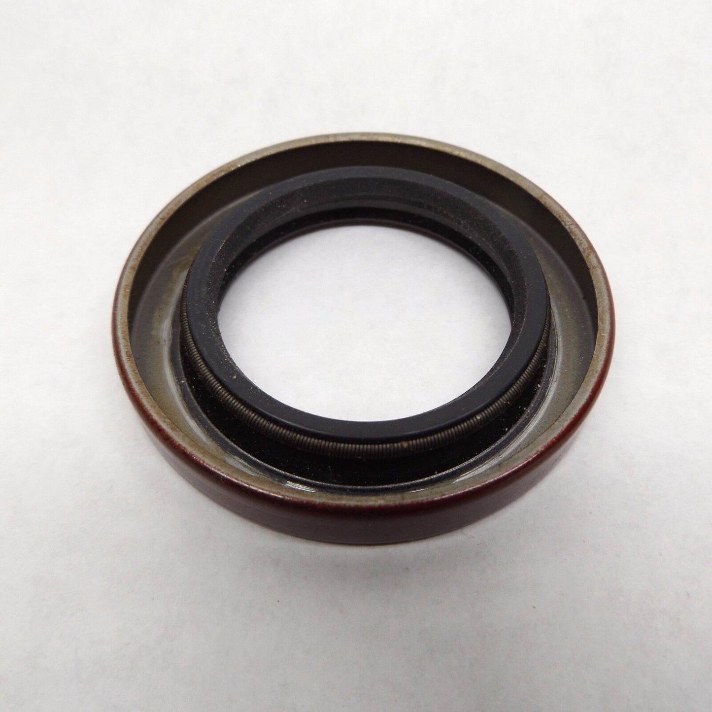 LOT OF 2 NATIONAL 473016 SPRING – LOADED DOUBLE NITRILE RUBBER LIP OIL SEAL